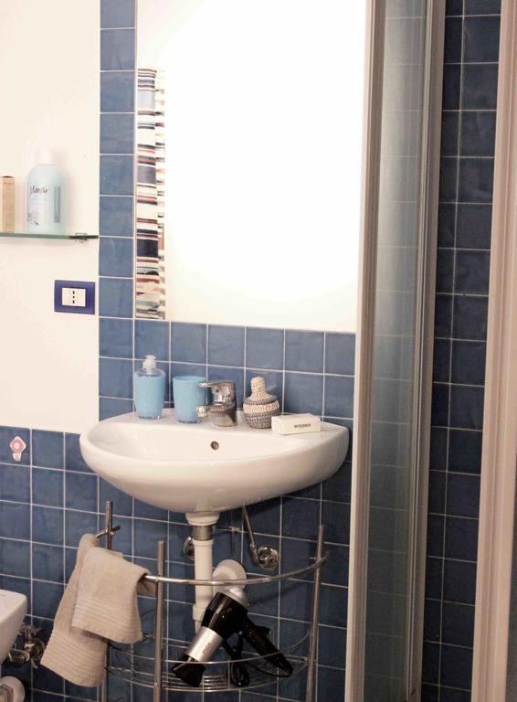 Casa Crissi Lägenhet Alba  Exteriör bild